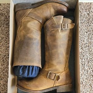 Freebird by Steven Brown Handcrafted Boots Size 9